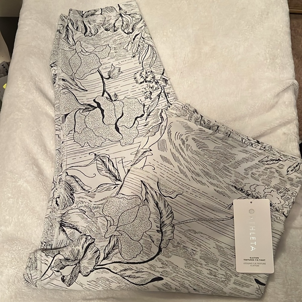 Athleta Elation Textured 7/8 Tights